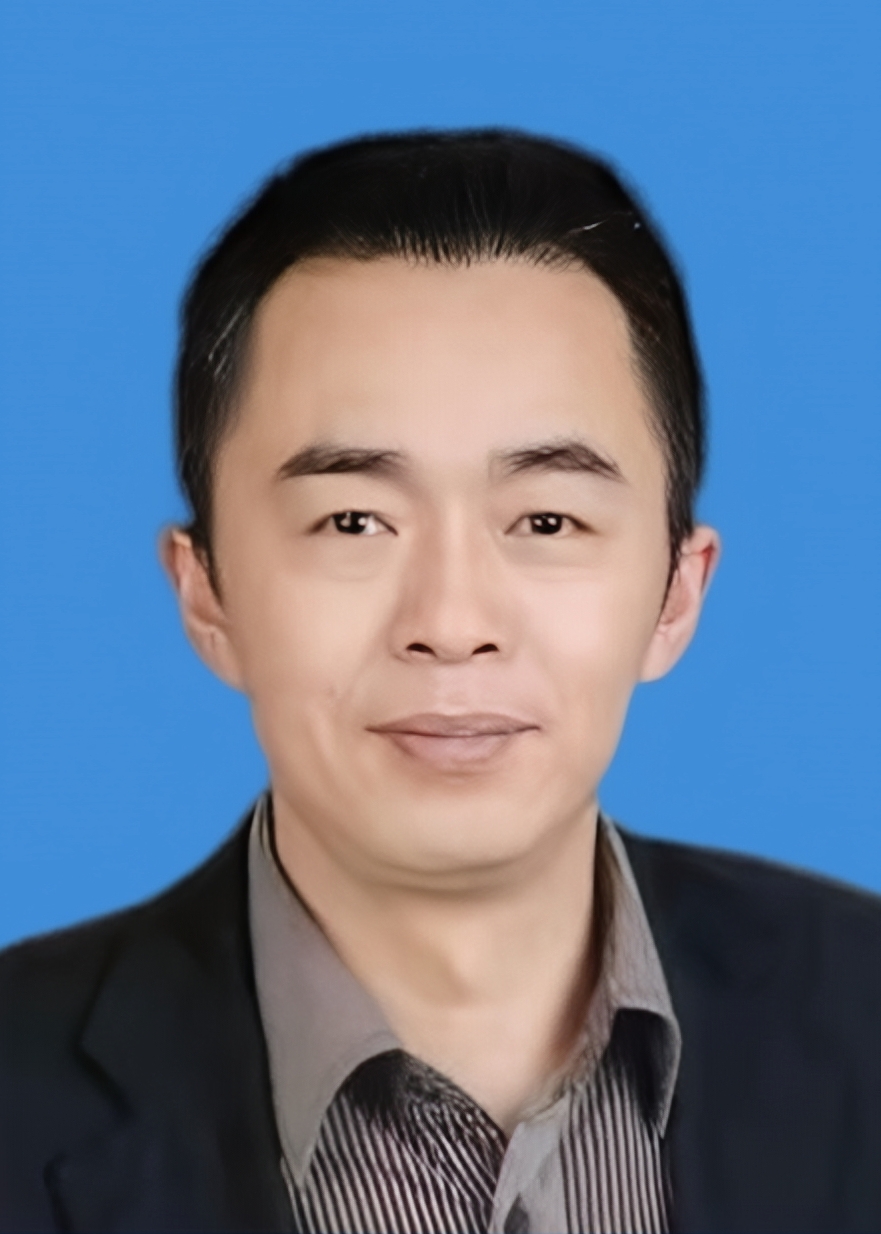 常鹏飞